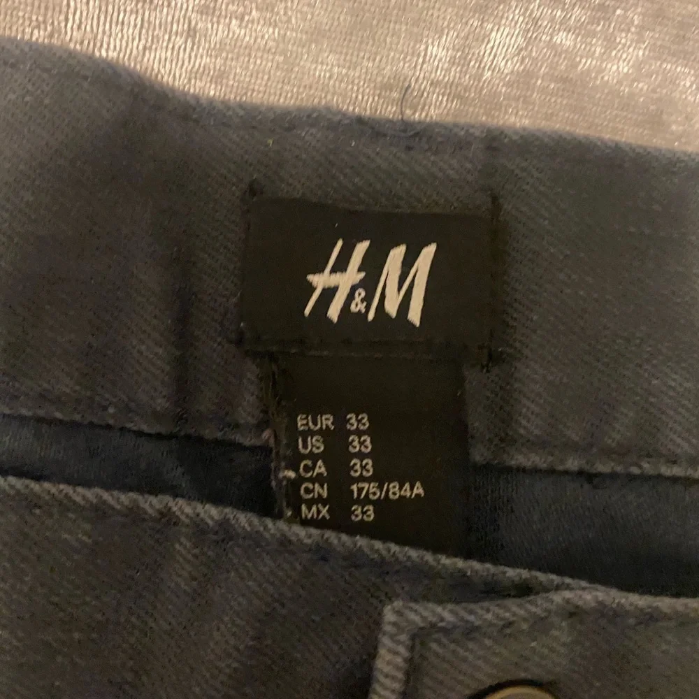 H&M Jeans - Picture 2 of 4